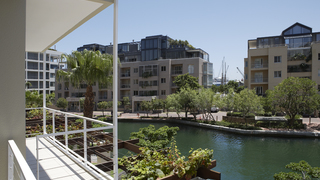 102 Ellesmere | Accommodation V & A Waterfront