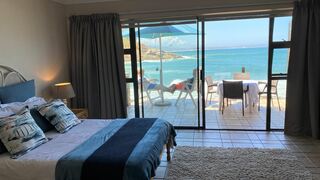 Pier Plesier Guest House | Accommodation Victoria Bay
