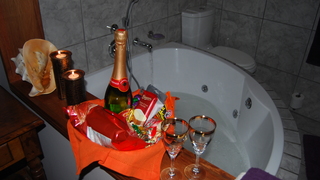 Karibu Guest House / Bed & Breakfast | Brakpan Accommodation