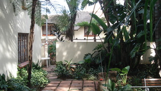 Lalakamnandi Guest House | Accommodation Val-De-Grace