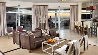 The Sir David Boutique Guest House | Bloubergstrand Accommodation