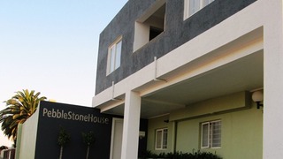 PebbleStoneHouse | Kramersdorf Accommodation