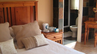 Aardvark Guest House | Accommodation Protea Park