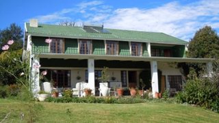 Plum Tree Lodge | Accommodation Himeville