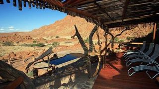 Koiimasis Fest Inn Fels Farm Lodge | Tiras Mountains Conservancy Lodges