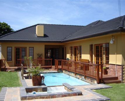 Summerstrand Beach Lodge