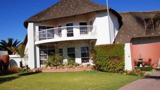 Thatchville Guesthouse | Welkom Accommodation