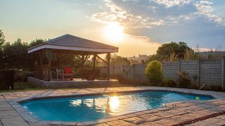ZamamBongi Guest House | Pioneer Park Accommodation