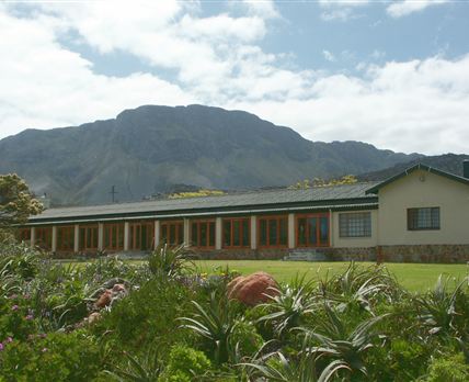 Glen Craig Country House