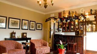 Hilltop Manor | Accommodation Durban North