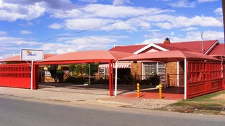 Skoti Guesthouse | Rocklands Accommodation