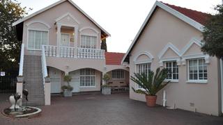 The Georgian | Accommodation Edenglen