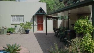 Agapanthus Guest House | Villieria Accommodation