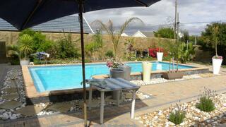 Delash Pine Villa | Pinelands Accommodation