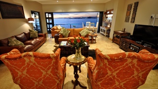 Driftwood Beach Villa | Gordons Bay Accommodation