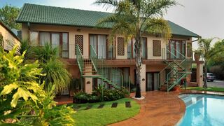 Claires of Sandton | Parkmore Accommodation