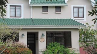 Hibiscus House Bed and Breakfast | Stilbaai Accommodation