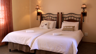 Mamusa Guest Lodge | Accommodation Schweizer-Reneke