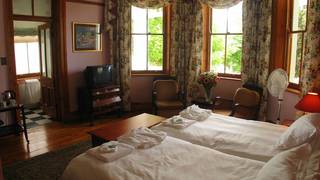 Braeside Bed and Breakfast | Accommodation Green Point