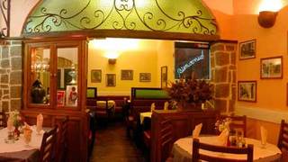Italian Restaurants In Madagascar Le Chalet Des Roses