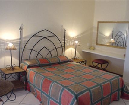 Villa Toscania Airport Hotel