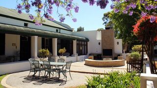 Barry House on Riverton | Robertson Accommodation
