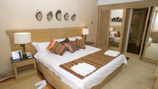 Rainbow Towers | Avondale Accommodation