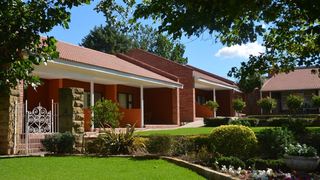 Botleng Guest House | Accommodation Bokatis Store