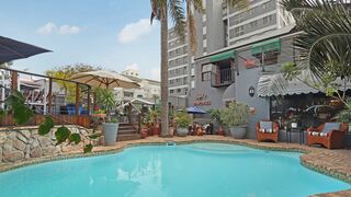 40 Winks Guest House Green Point | Green Point Accommodation