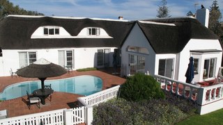 Lagoon Lodge | Milnerton Accommodation