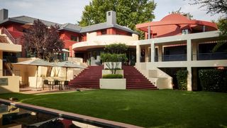 Ten Bompas Hotel | Dunkeld Accommodation