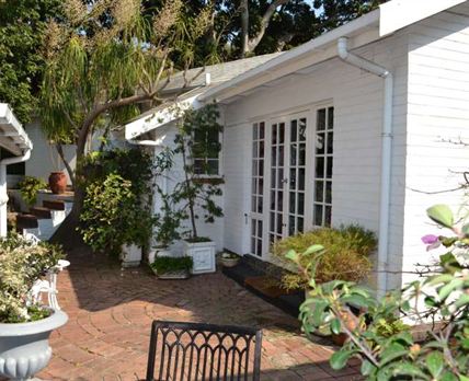 Huntley House Bed and Breakfast