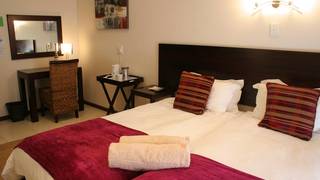 VJ's Guest House | Uitenhage Accommodation