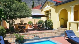 Tom's Guest House | Accommodation Oranjezicht