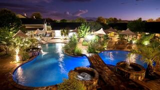 Arebbusch Travel Lodge | Accommodation Windhoek Area