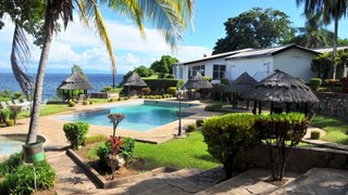 Manchinchi Bay Lodge | Siavonga Accommodation