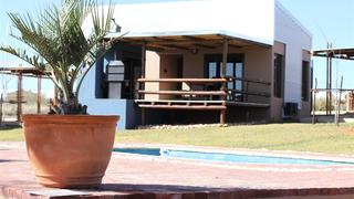 Tshahitsi Lodge | Accommodation Upington