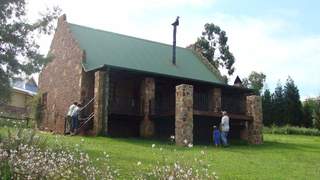 Holingsberg Treetops Cottage | Dullstroom Accommodation