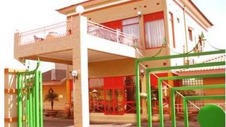 The Courtyard Hotel | Accommodation Kalundu