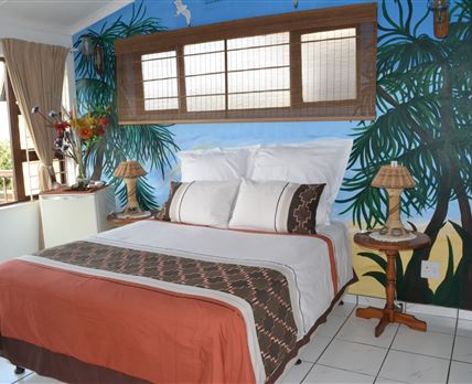 Deep Blue Guesthouse and Lodge