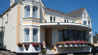 Rosslyn Hotel | Accommodation Falmouth