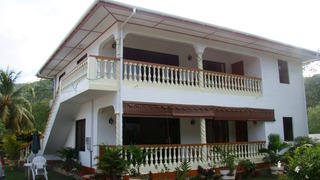 Green Palm Self-catering Apartment | Anse Aux Pins Accommodation