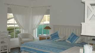 Summer House B&B | Accommodation Summerstrand