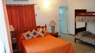 Row's Villa | Mahe Accommodation