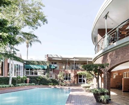 Faircity Falstaff Hotel