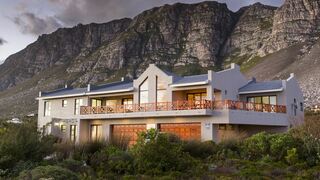 Van Den Bergs Guesthouse B&B | South Africa Specials