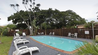 Elephant Lake Inn | Accommodation St Lucia