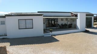 Honne-Hemel: Oubaas | Self-catering Hondeklipbaai