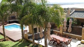 Ocean View Coastal Lodge | Accommodation Wavescrest (Jeffreys Bay)