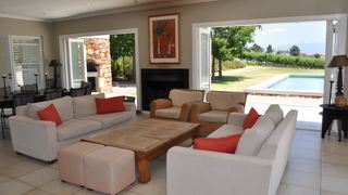 South Hill Vineyards | Accommodation Elgin